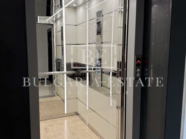 3-стаен апартамент, 4-ти етаж, луксозно обзавеждане, панорама – кв. Бриз - 0