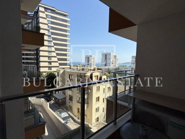 3-стаен апартамент, 4-ти етаж, луксозно обзавеждане, панорама – кв. Бриз - 0