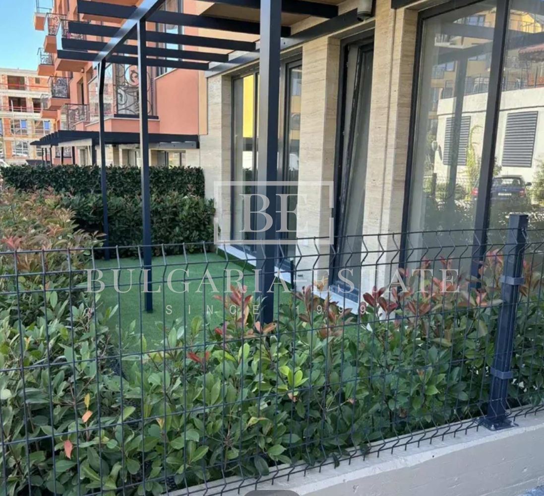 Двустаен апартамент в комплекс „Бела Вита“, Св. Св. Константин и Елена – 87 500 € - 0