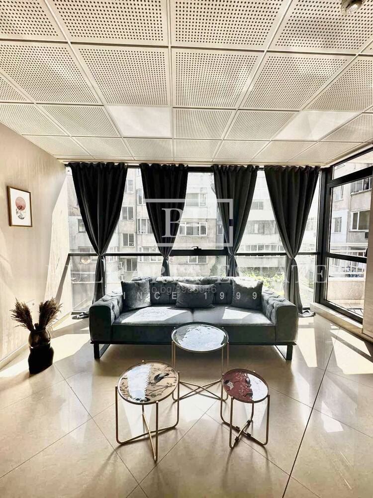 Zwei-Schlafzimmer-Süd-Wohnung - 75sq.m, Winterkino Trakia - 0