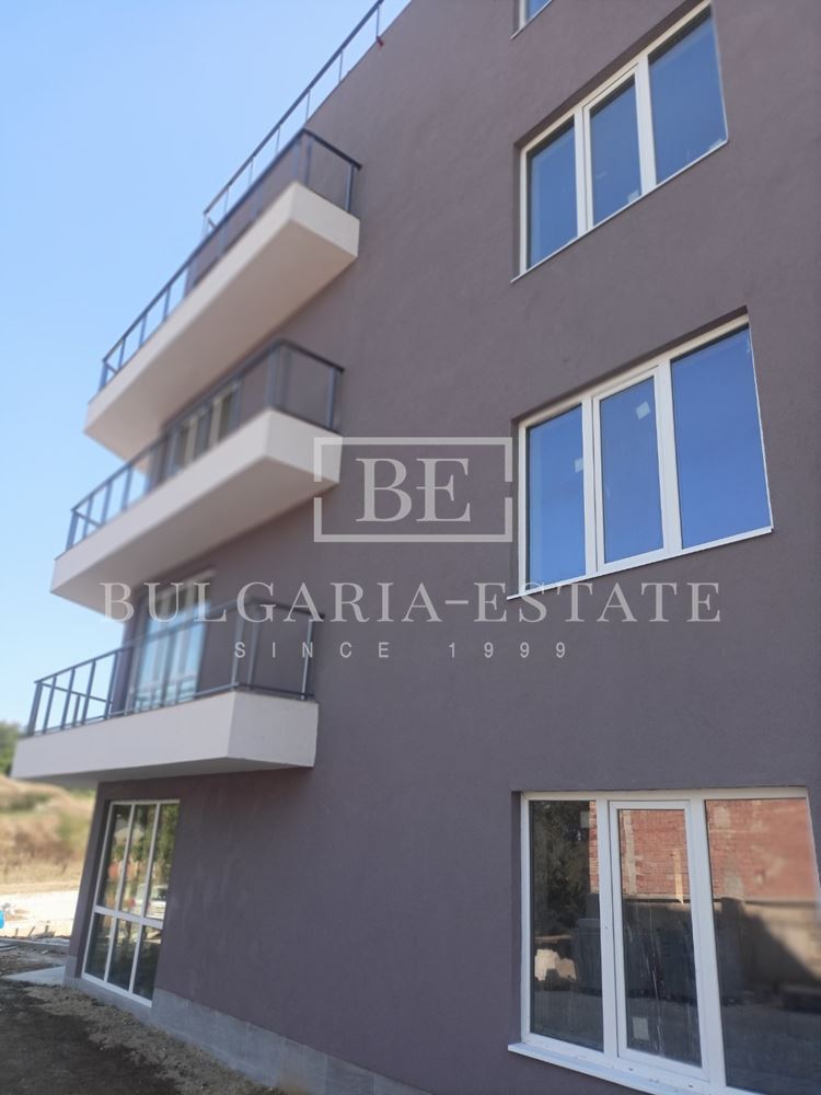 Светъл двустаен апартамент 58.54 кв.м на 4-ти етаж в кв. Аспарухово - 0