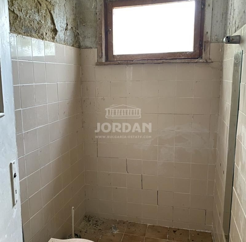 Дом в Зеленике, 693 кв. участок, 50 кв. дом огорожен - 0