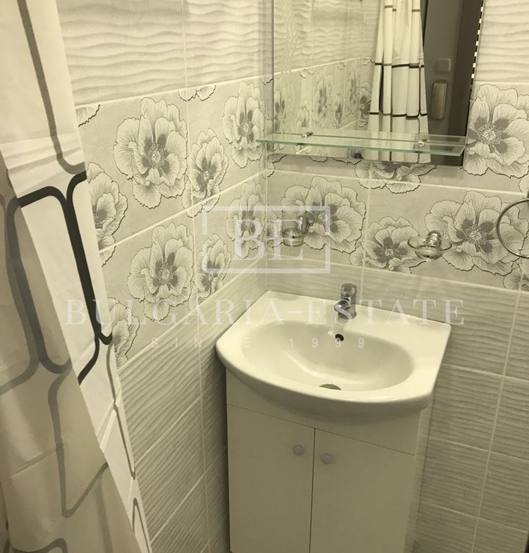 ✨ Двустаен разширен апартамент под наем в Идеален Център – гр. Варна, до ВИНС и Морската градина ✨ - 0