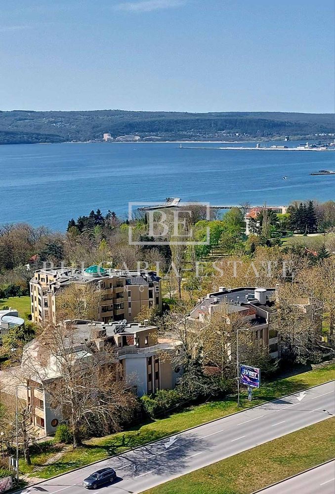 Панорамен тристаен апартамент под наем в кв. Чайка, гр. Варна – до Морската градина-0 Panorama-Wohnung mit zwei Schlafzimmern zur Miete in Kv. Chaika, gr. Varna - in der Nähe des Sea Garden - 0