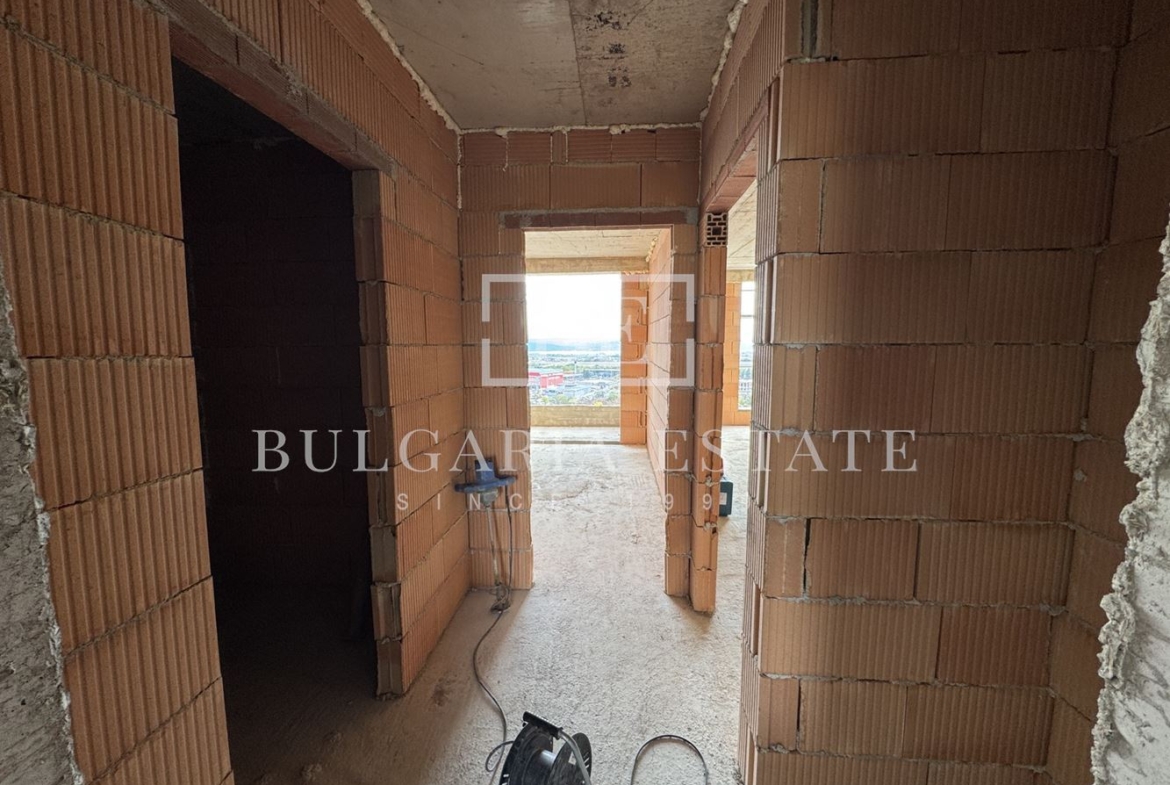 ОФЕРТА БЕЗ АНАЛОГ! АКТ 14 - Южен двустаен апартамент с панорама в модерна сграда – гр. Варна - 0