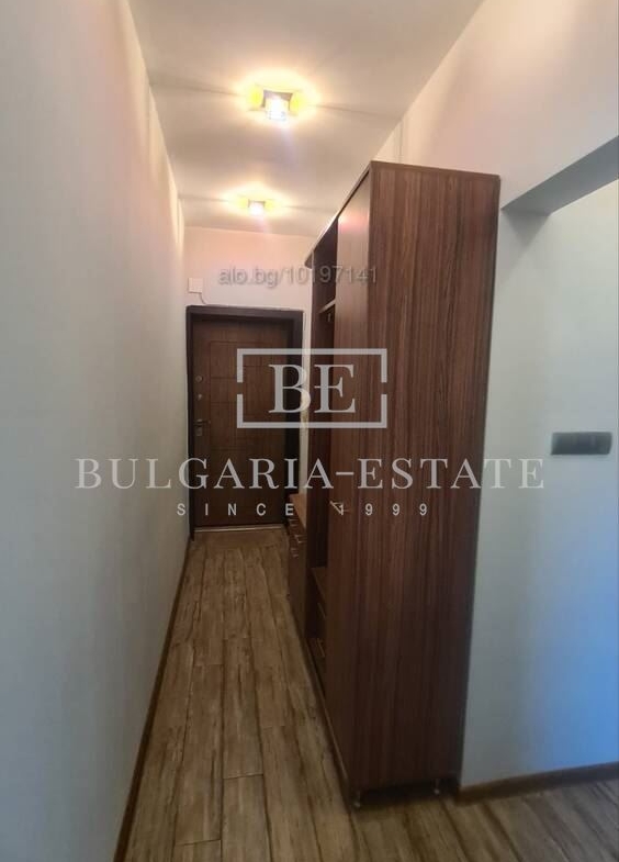 🏡 Тристаен апартамент под наем до Червения площад – ВИНС, Морска градина, Център, Варна - 0