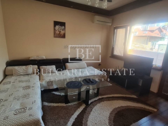 🏡 Тристаен апартамент под наем до Червения площад – ВИНС, Морска градина, Център, Варна - 0