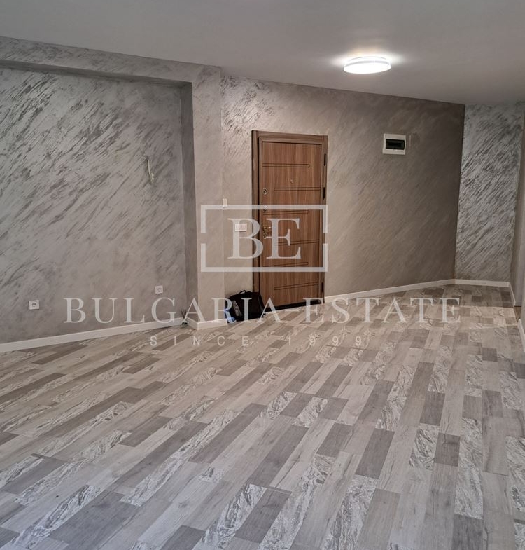 Тристаен апартамент до ключ с двор/тераса в Гръцка махала | Иделален център Варна | Нова сграда 2023 г. - 0