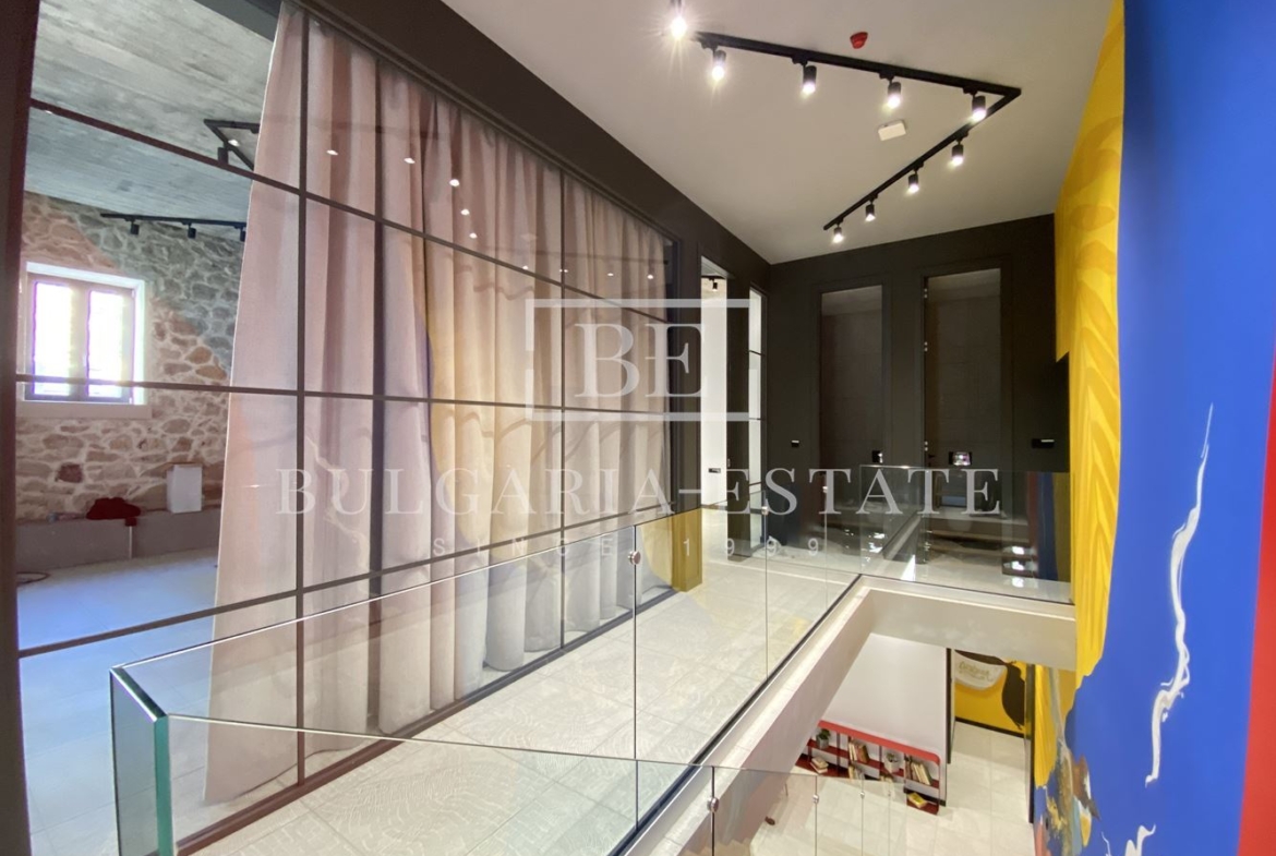 Büro 58m² - Klasse A - Griechisches Viertel - 0