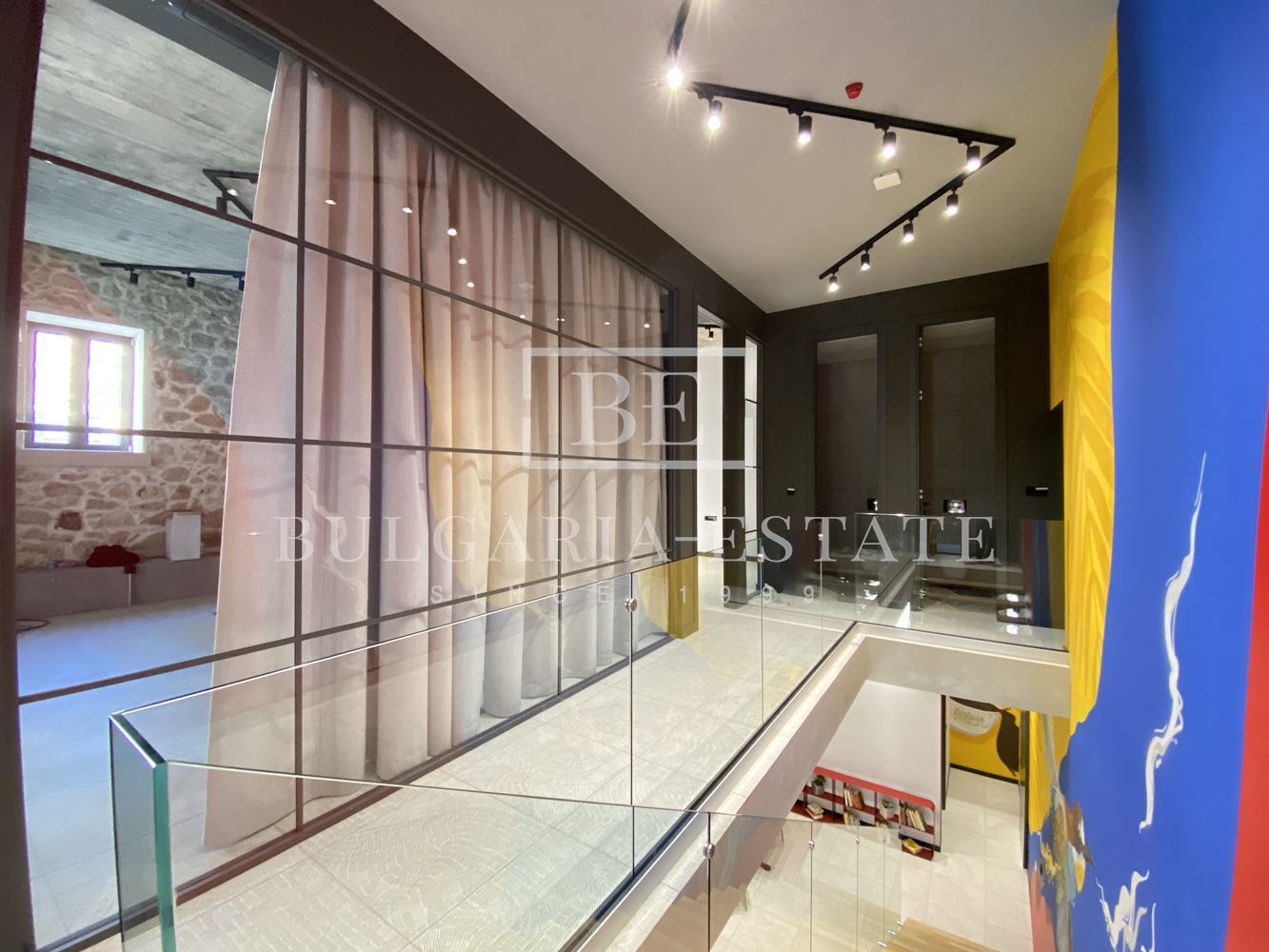 Büro 58m² - Klasse A - Griechisches Viertel - 0