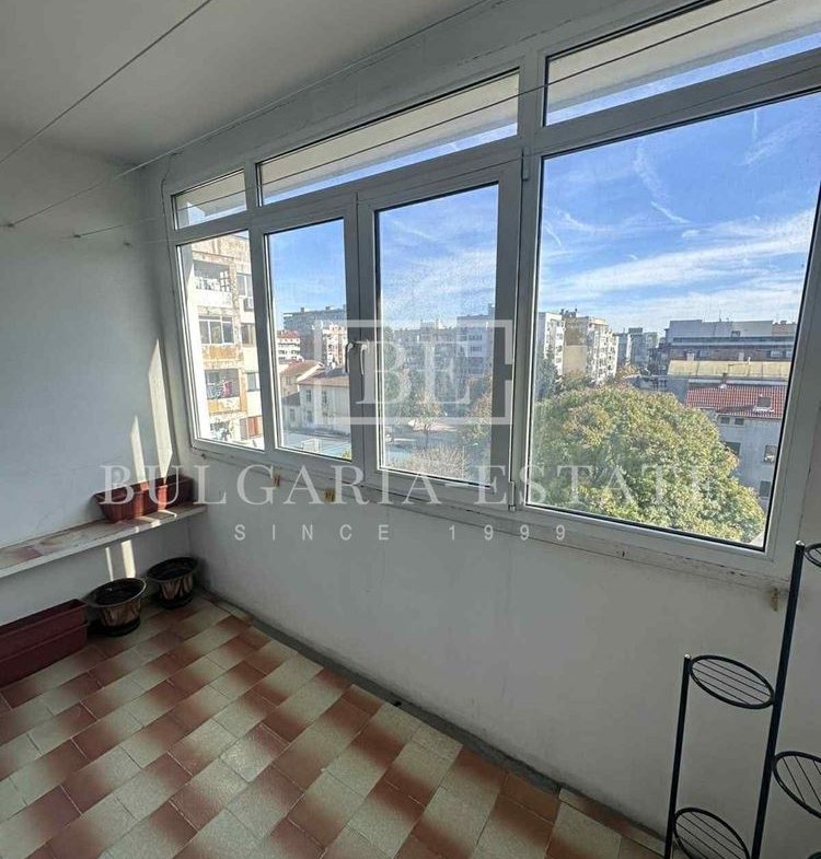 Предлагаю в аренду 4-комнатную квартиру в широком центре города, недалеко от Медицинского университета. - 0