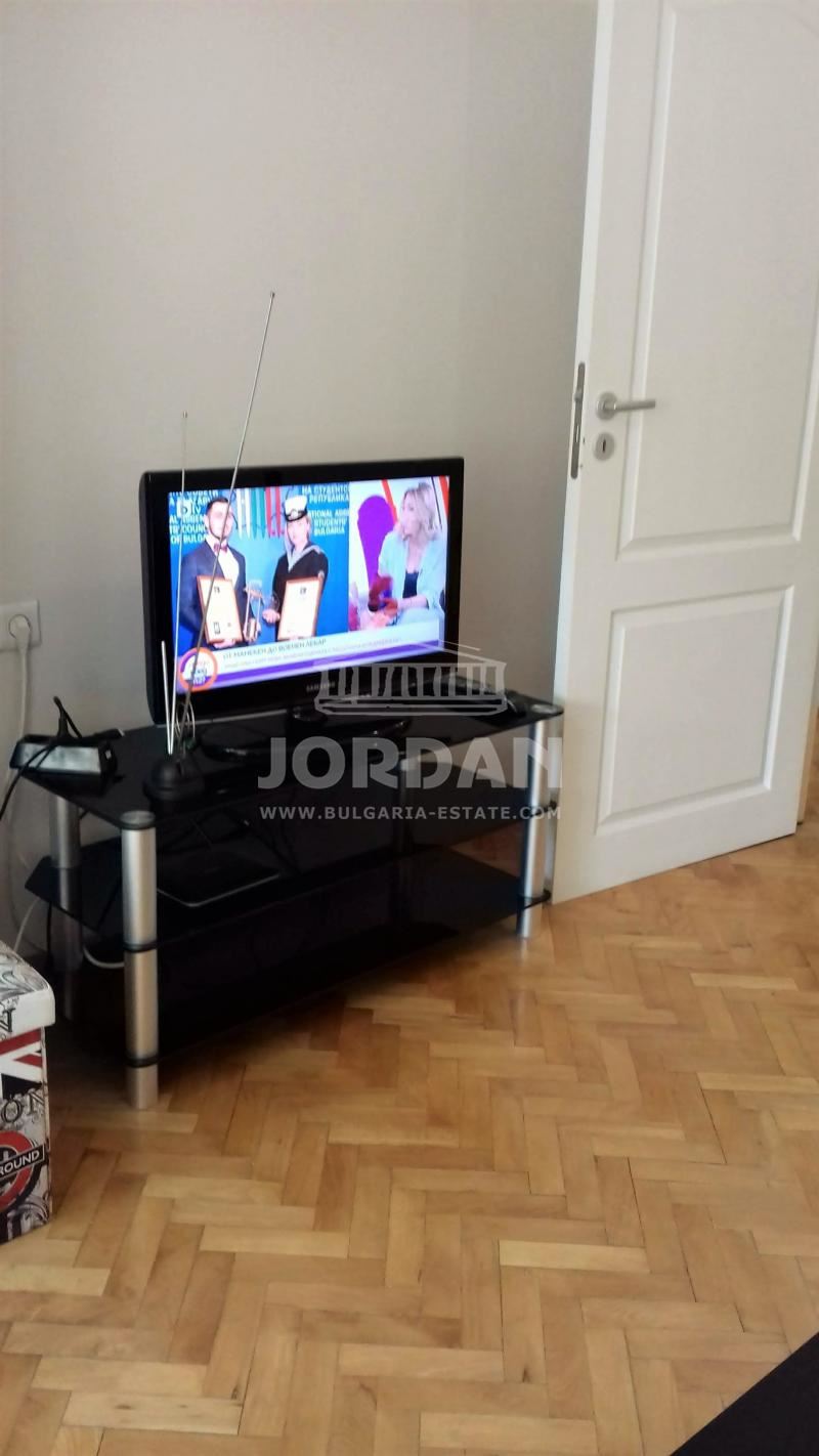 Тристаен апартамент до ФК-0 Тристаен апартамент до ФК - 0