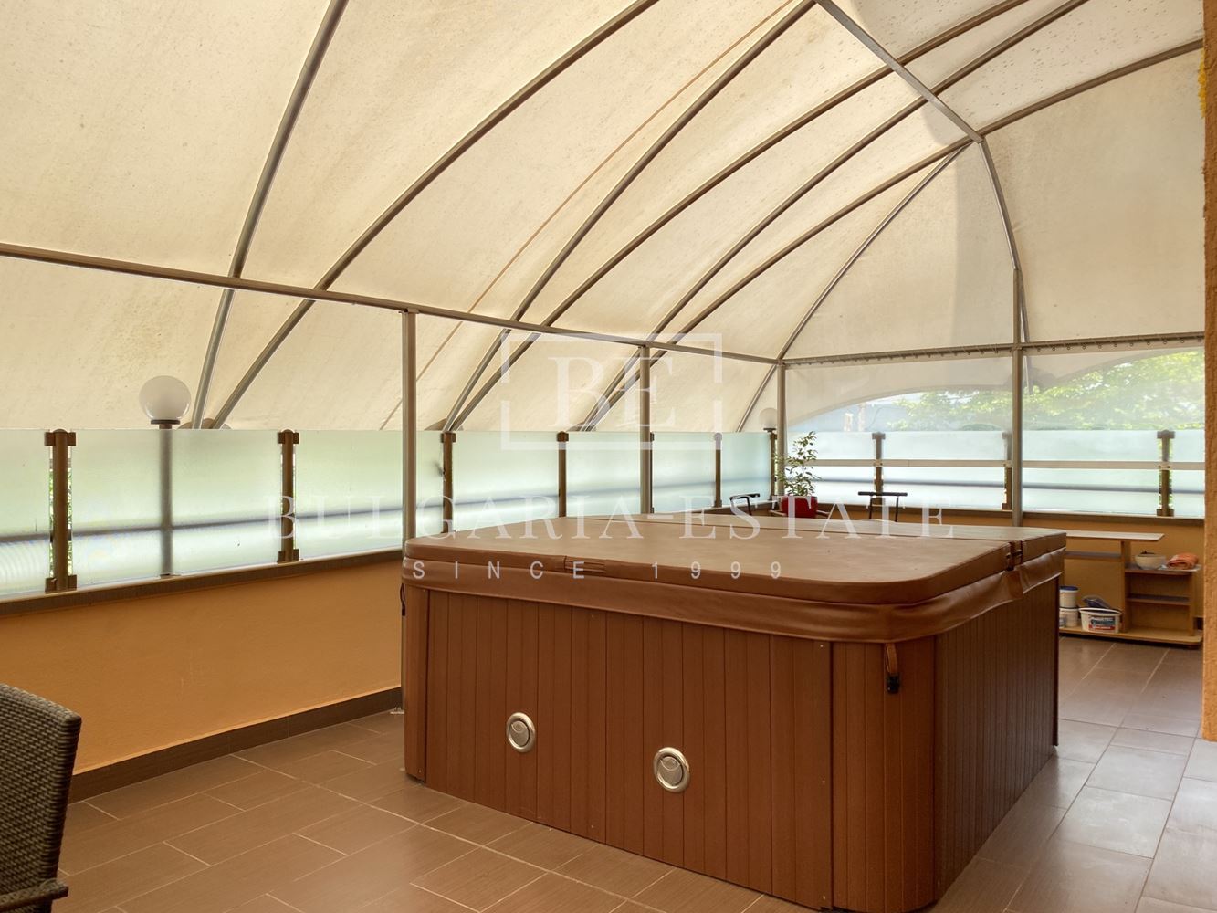 Роскошный дом с двором в деревне Рогачево - всего в 10 минутах от пляжей Албены! Роскошный дом с двором в деревне Рогачево - всего в 10 минутах от пляжей Албены! - 0