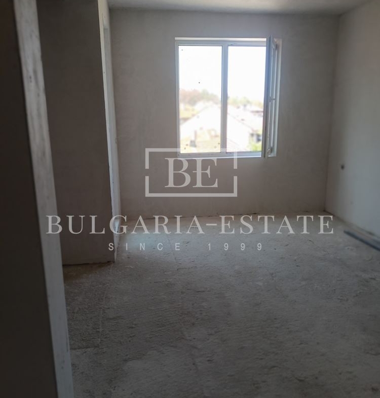 Двустаен апартамент 68.48 кв.м в кв. Аспарухово - 0