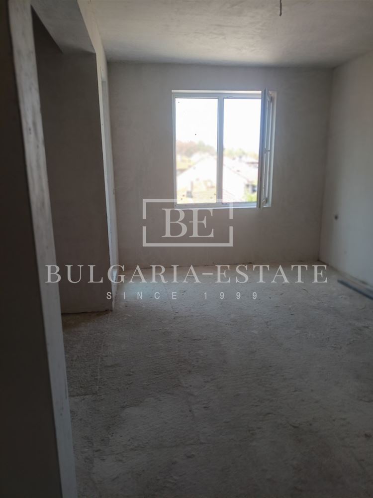 Двустаен апартамент 68.48 кв.м в кв. Аспарухово - 0