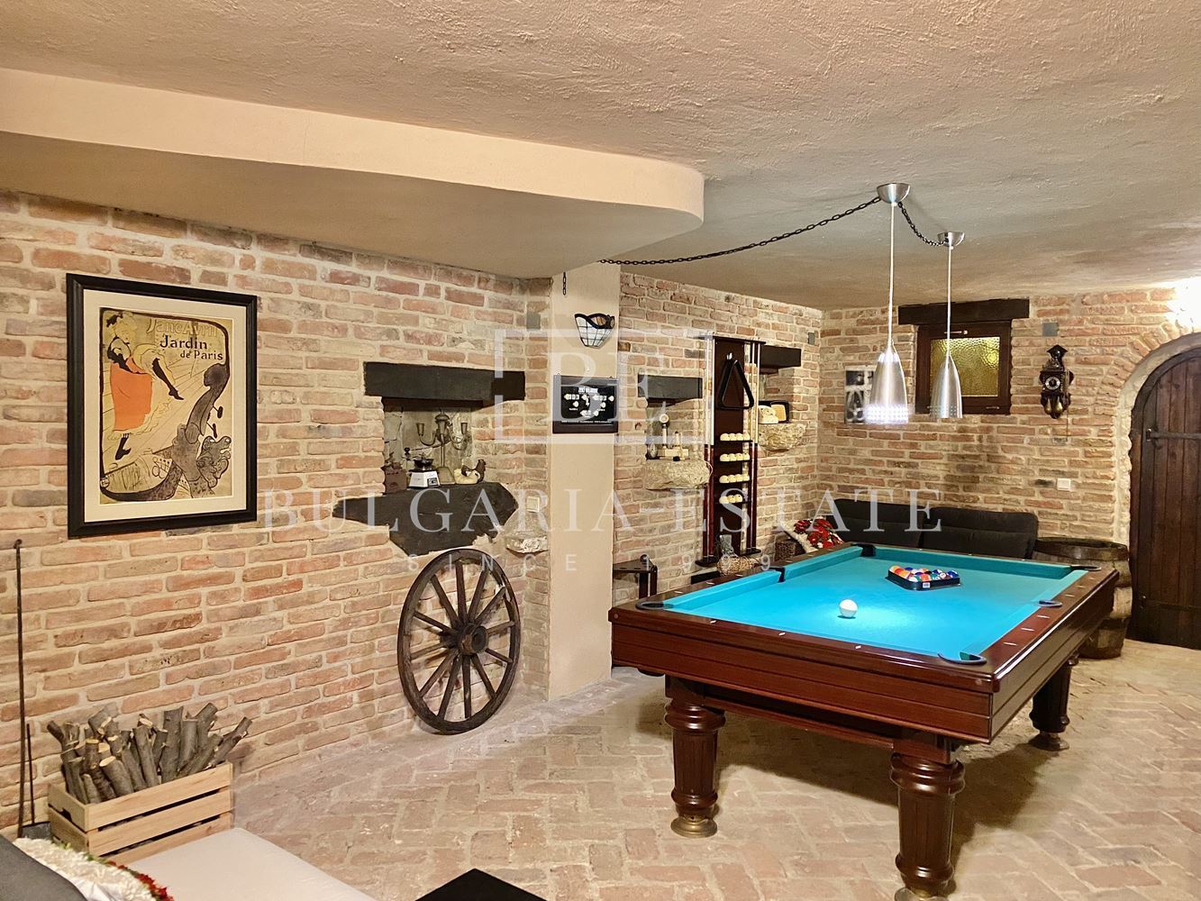 Роскошный дом с бассейном, сауной, рядом с пляжем Кабакум, город. 515 кв. м. 4 спальни Элитный дом с бассейном, сауной, рядом с пляжем Кабакум, город. 515 кв. м. Площадь этажа, 4 спальни - 0