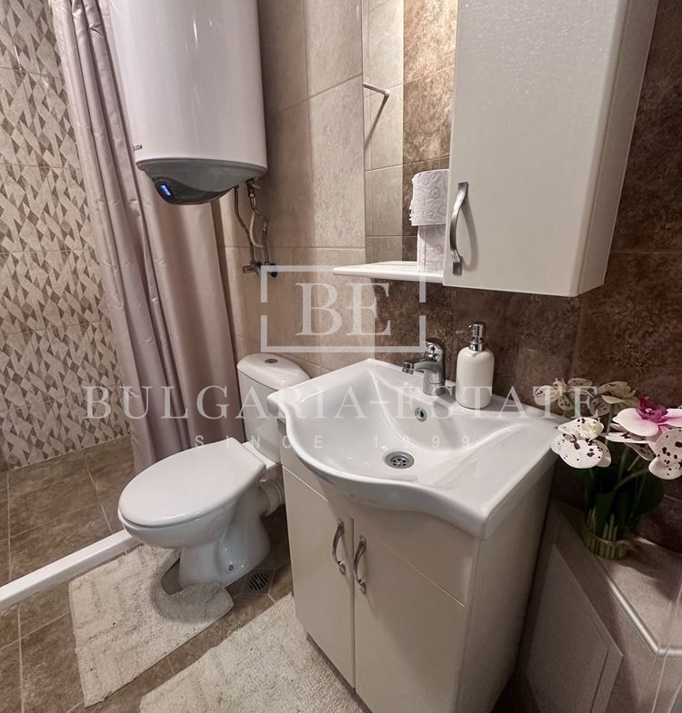 Двустаен апартамент в Левски - 0