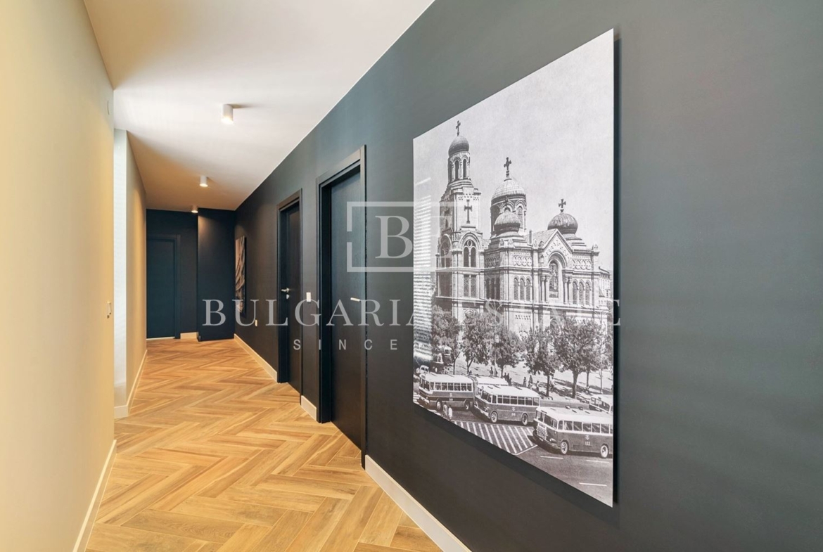 3-КОМНАТНАЯ - ЦЕНТР - 0