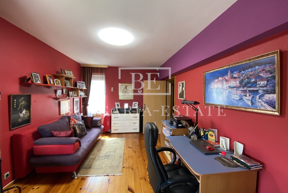 Роскошный дом с двором в деревне Рогачево - всего в 10 минутах от пляжей Албены! - 0