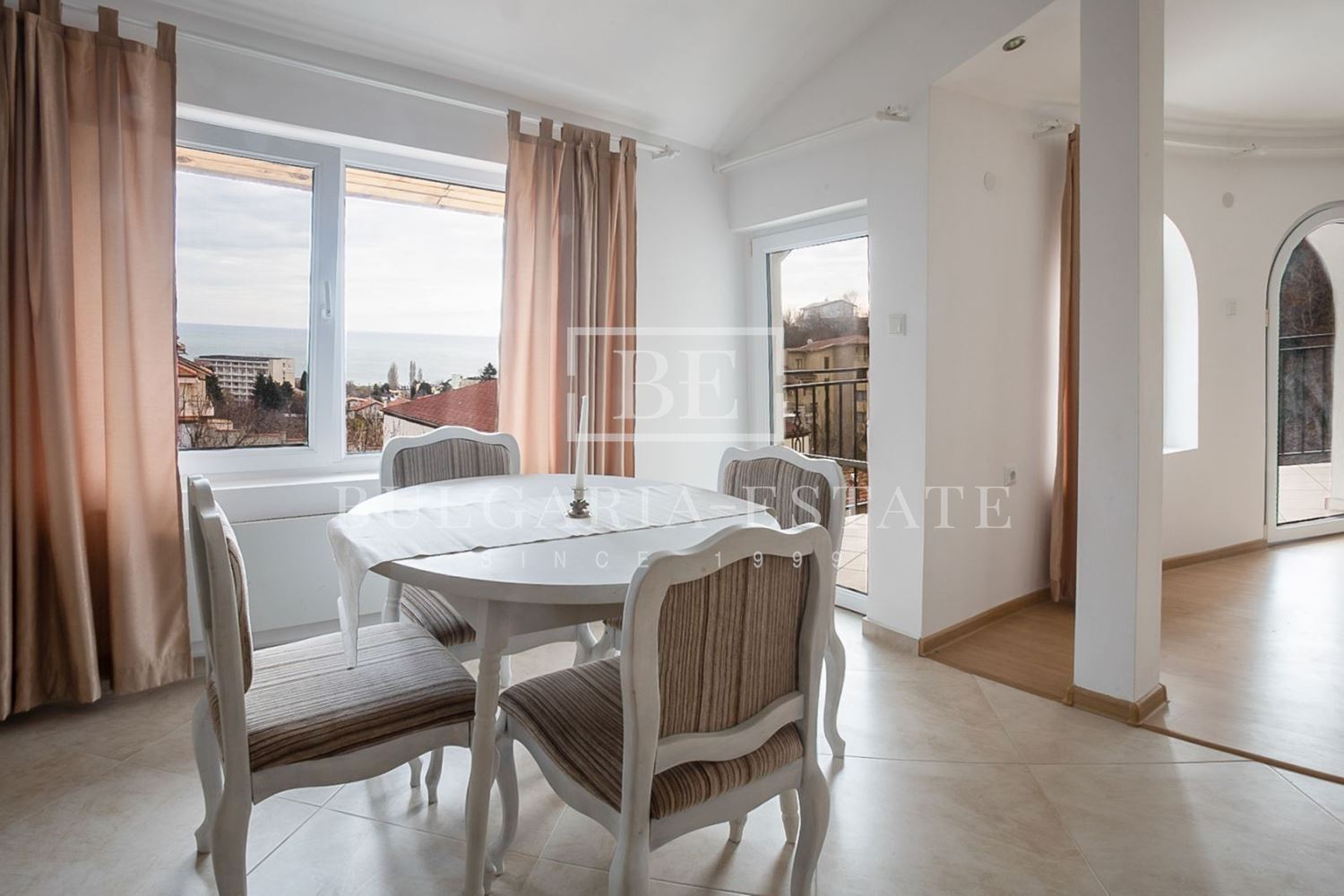 Big house near the sea - 0