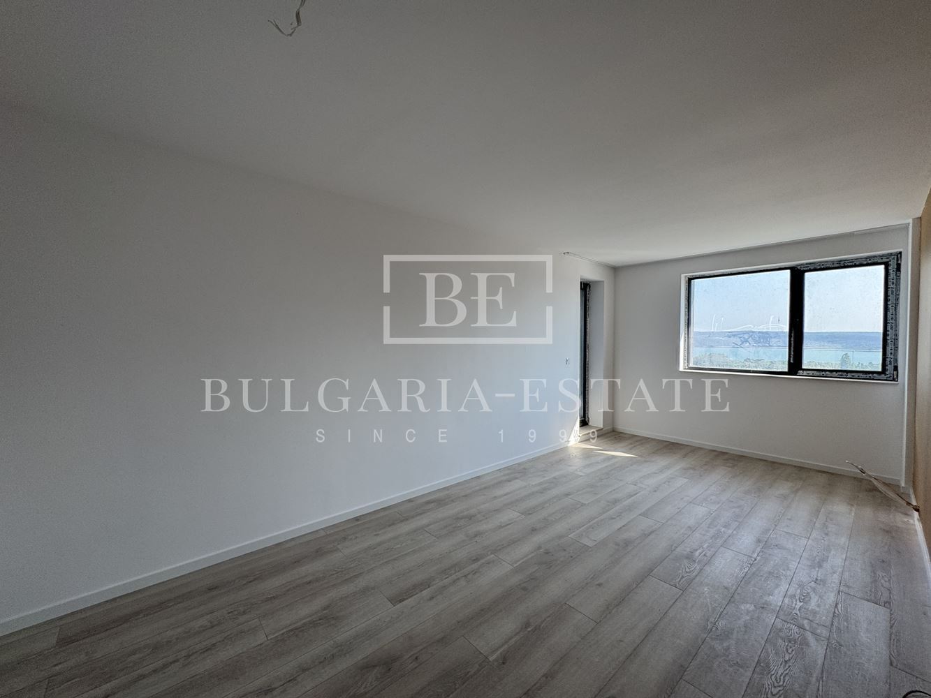 Zwei-Zimmer-Wohnung zu verkaufen | 160,59 qm | sq. Briz, Varna - 0