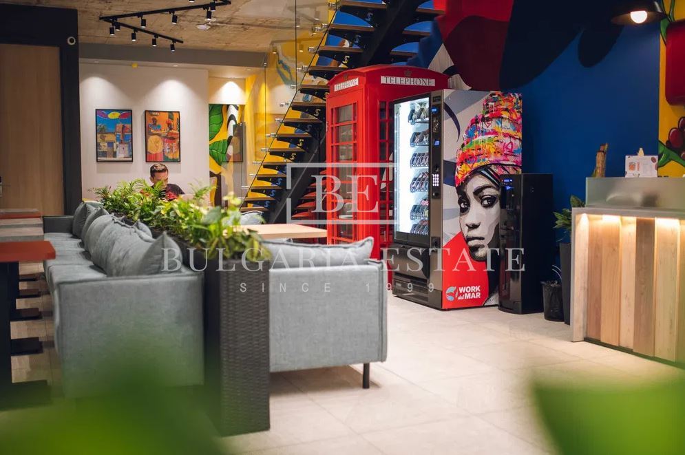 Office 37sq.m - Class A - Greek Quarter - 0