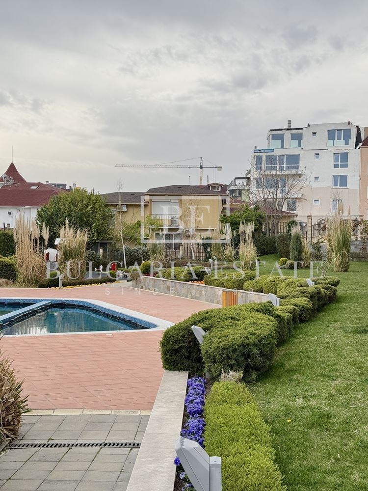 Двухкомнатная квартира в Бризе, КОРАЛ, парковочное место - 0