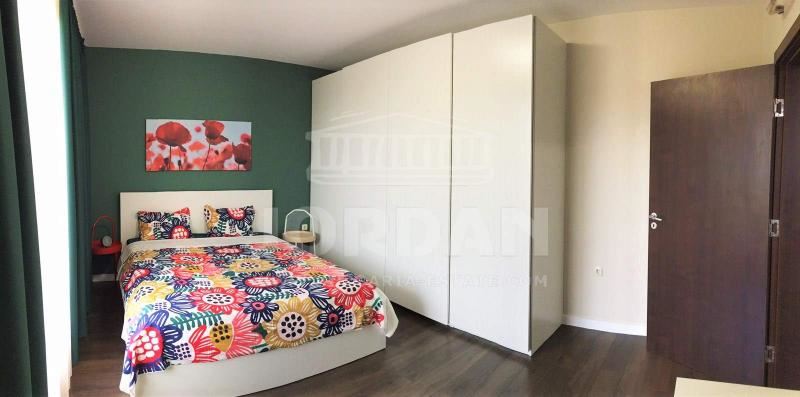 Двустаен апартамент - м-т Траката - 0