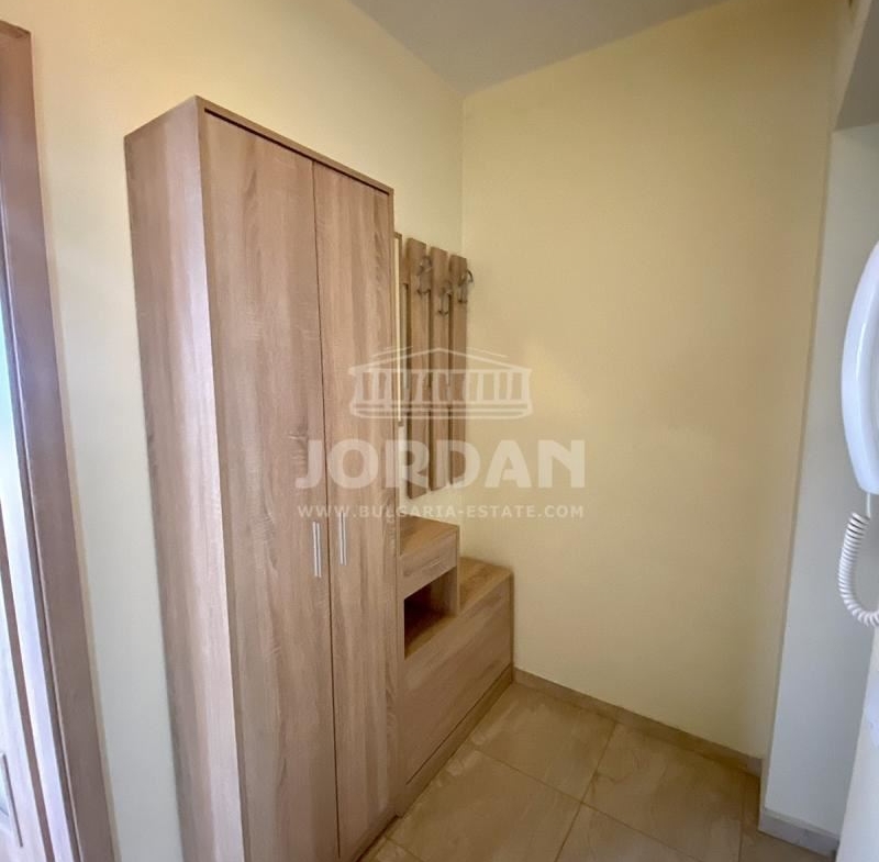 Stylish one-bedroom apartment for rent near the Technical University and Military Hospital - 0