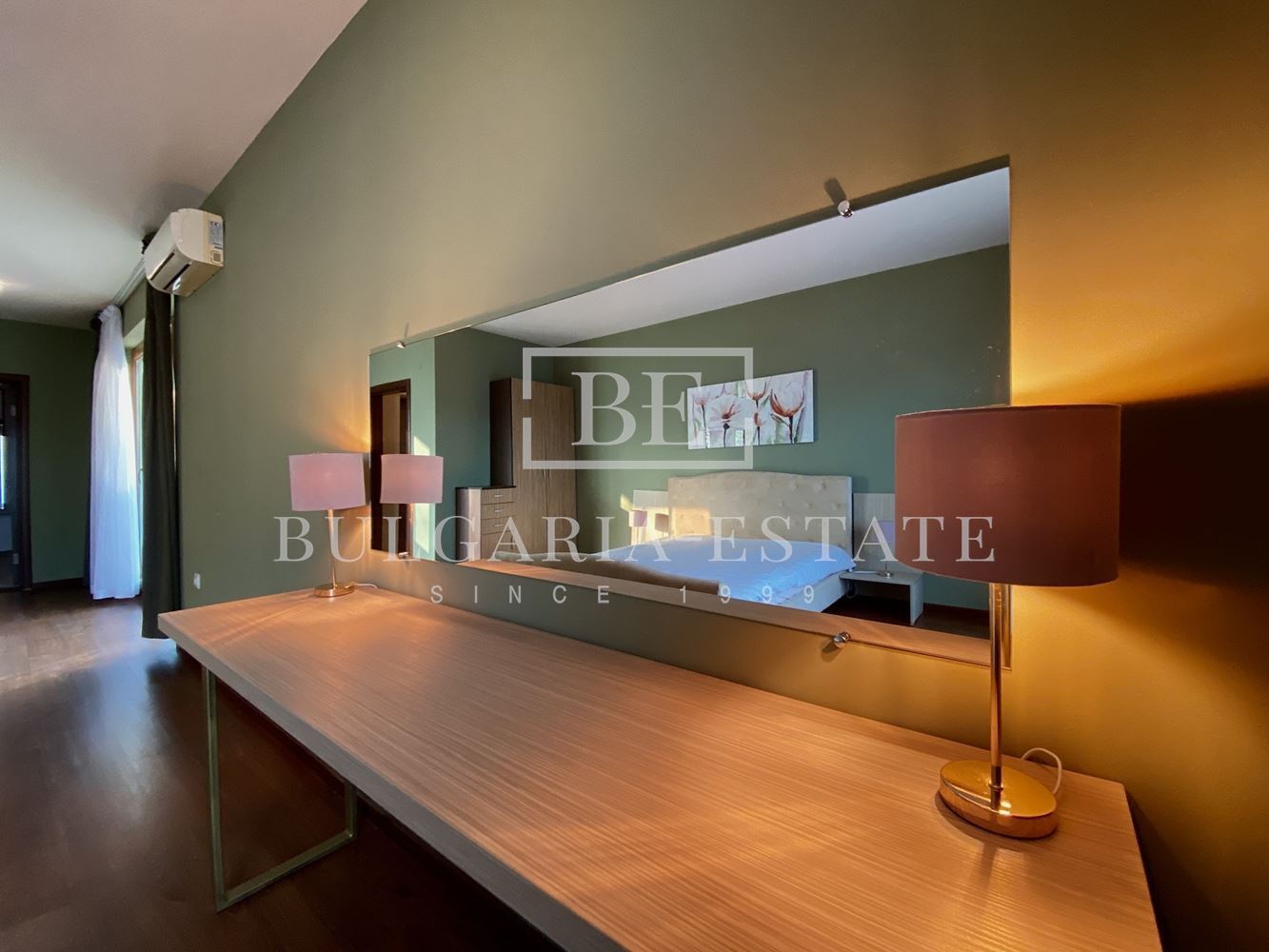 Квартира "ОАЗИС", Золотые пески, Варна в закрытом комплексе с бассейном, парковочное место - 0