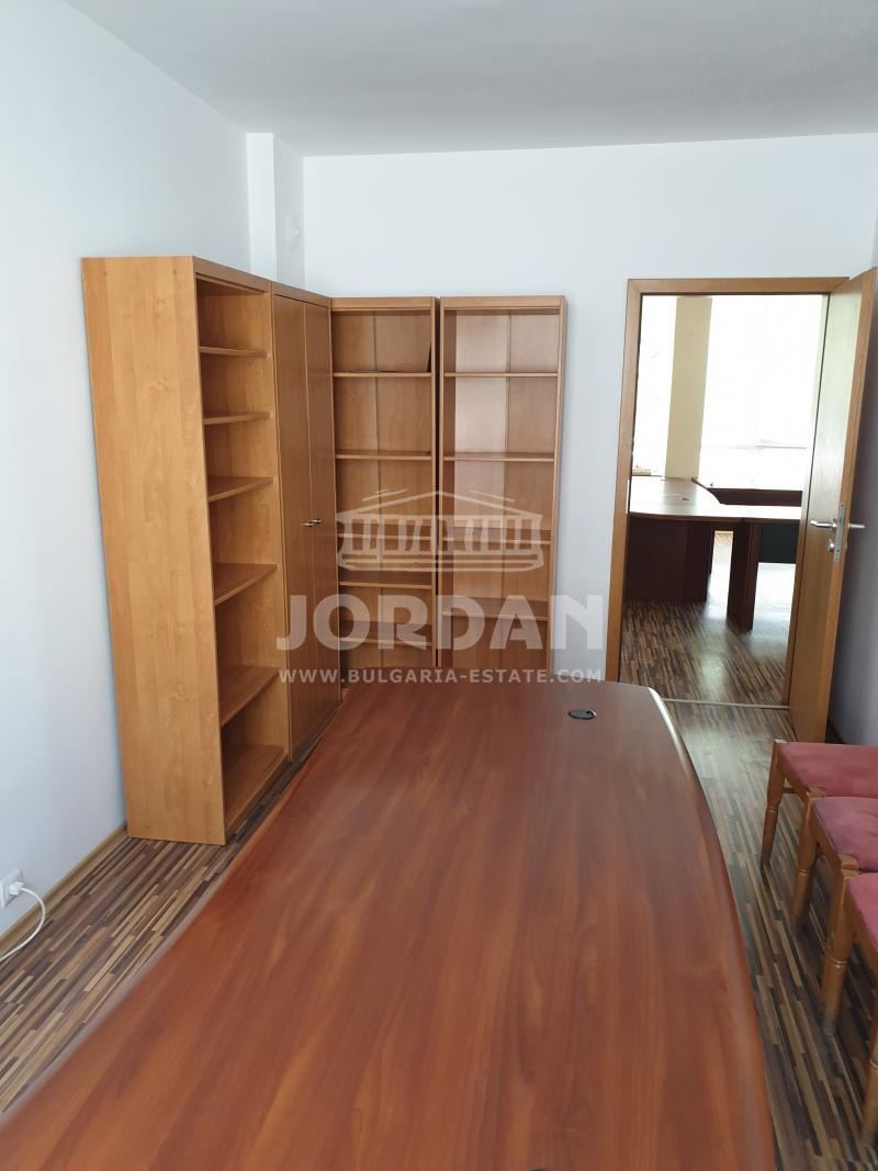 Офис 117кв.м - Катедралата - 0