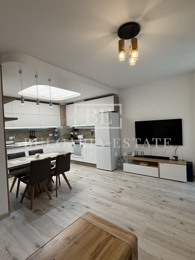 3-стаен апартамент, 4-ти етаж, луксозно обзавеждане, панорама – кв. Бриз - 0