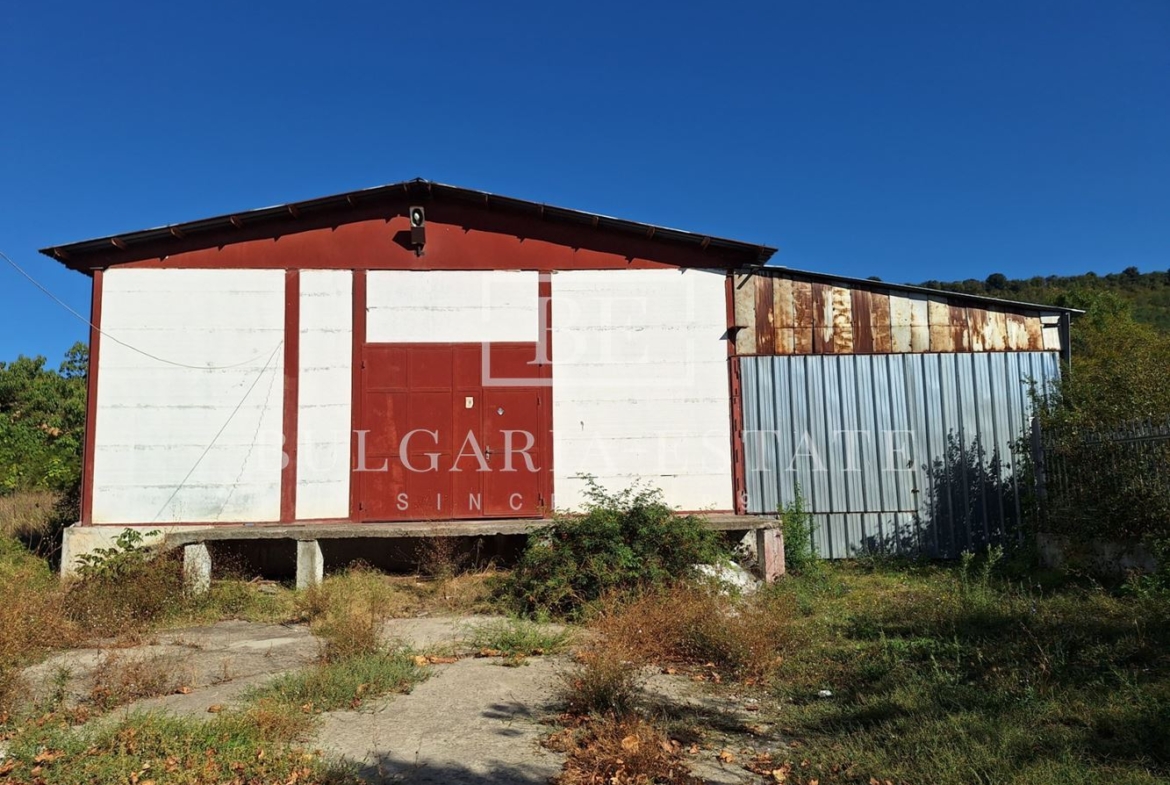 Exclusive offer of Bulgaria-Estate!!! Industrial building with 4 warehouses and plot 9 725 sq.m - 0