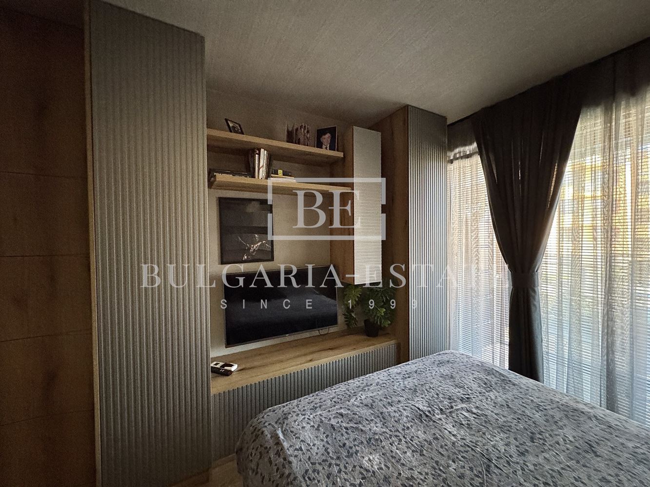 ЭКСКЛЮЗИВ! Роскошная двухкомнатная квартира, St. Св. Константина и Елены - 0