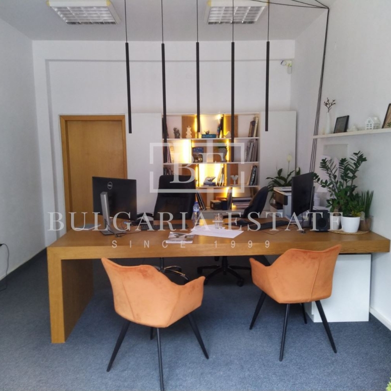 Zimmer mit Status SHOP, als Büro genutzt - ul. 20 - 0