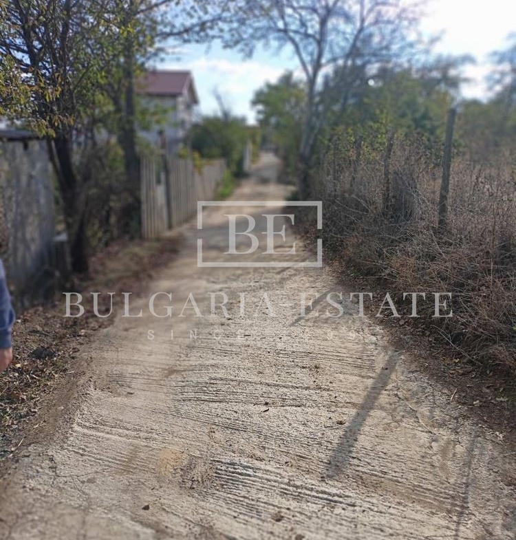 🌿 Plot 629 sq.m. in m. Balam ravine - panorama of the town and the lake! - 0