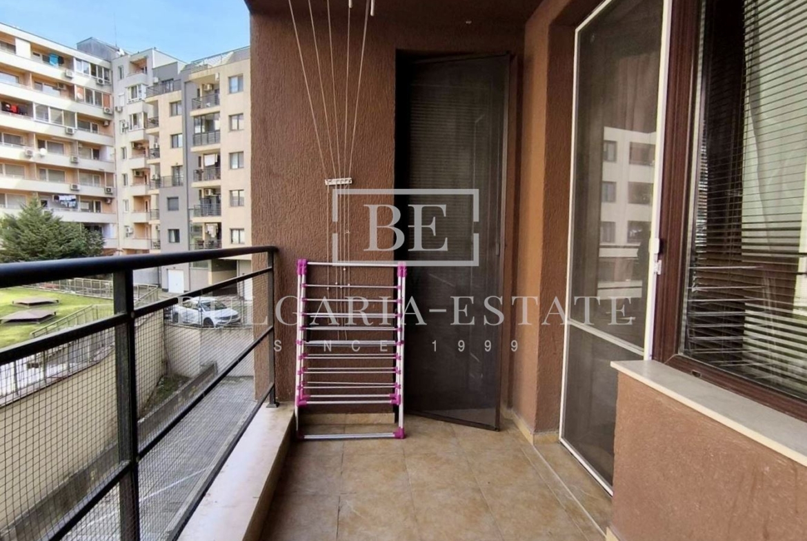 Новая, современная меблированная квартира в. Левски 1, комплекс „Вива“ - 0