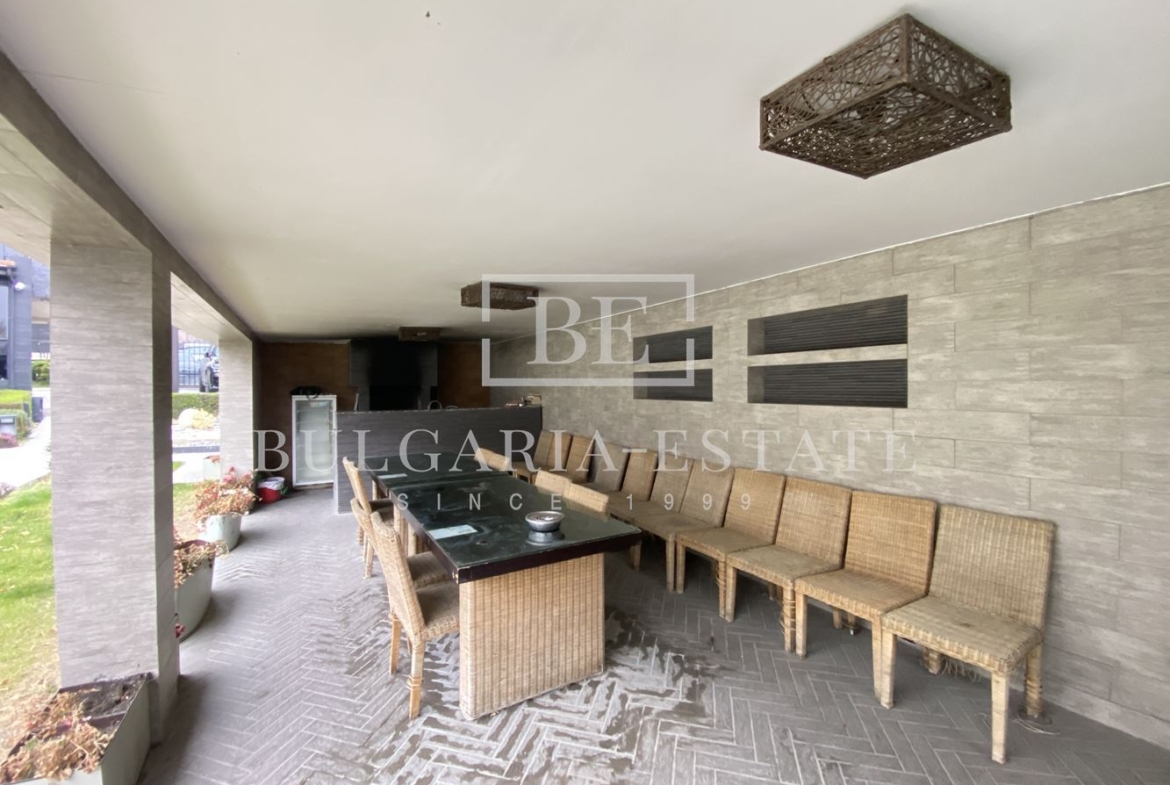 Луксозен двустаен апартамент, затворен комплекс м-т Евксиноград, гр. Варна, включена такса поддръжка - 0