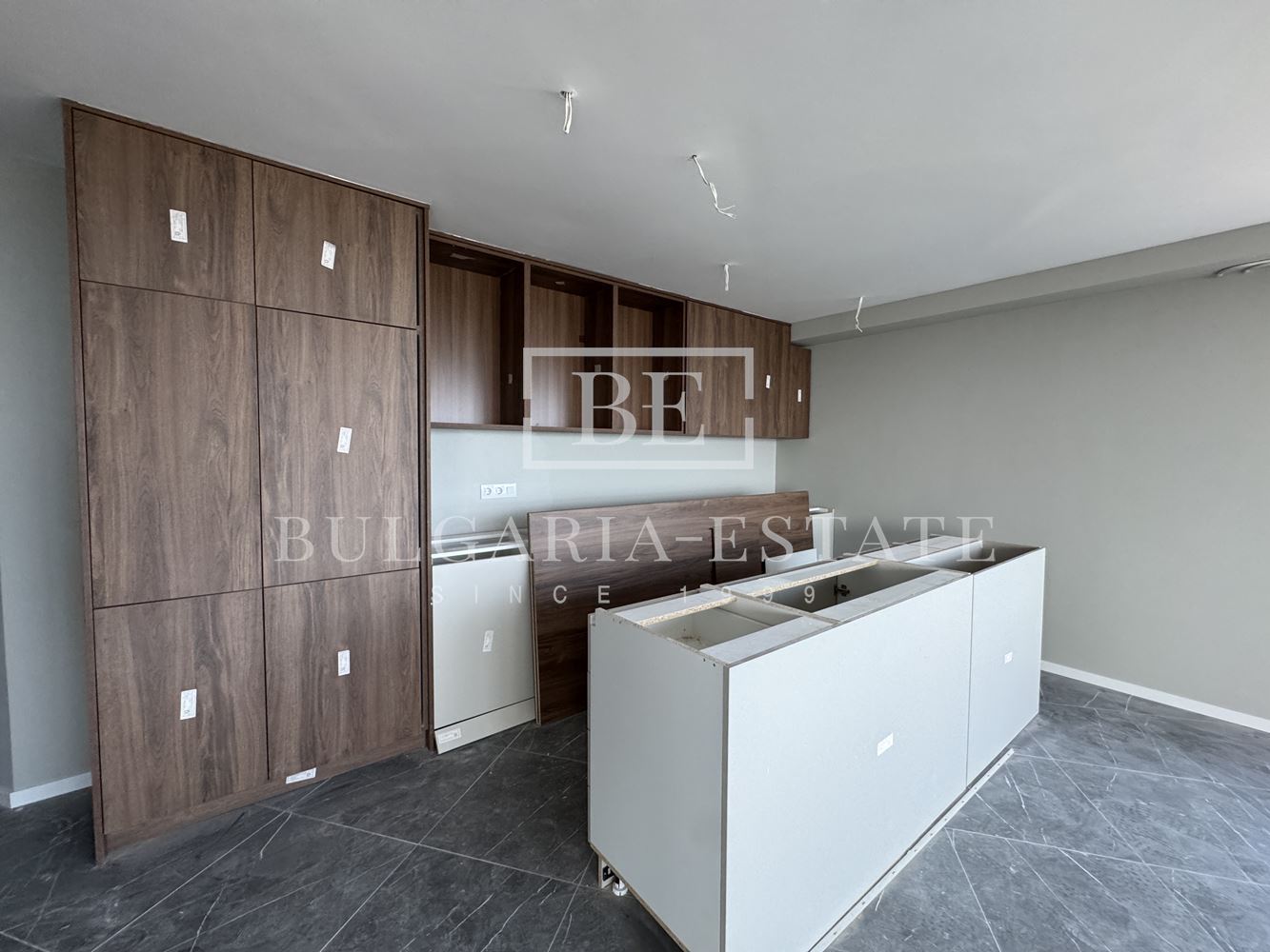 Zwei-Zimmer-Wohnung zu verkaufen | 160,59 qm | sq. Briz, Varna - 0