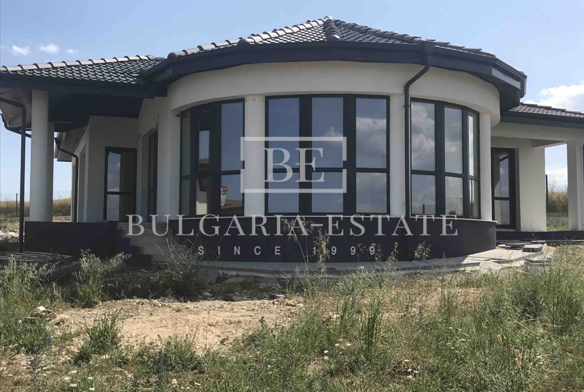 Luxury newly built house - 0