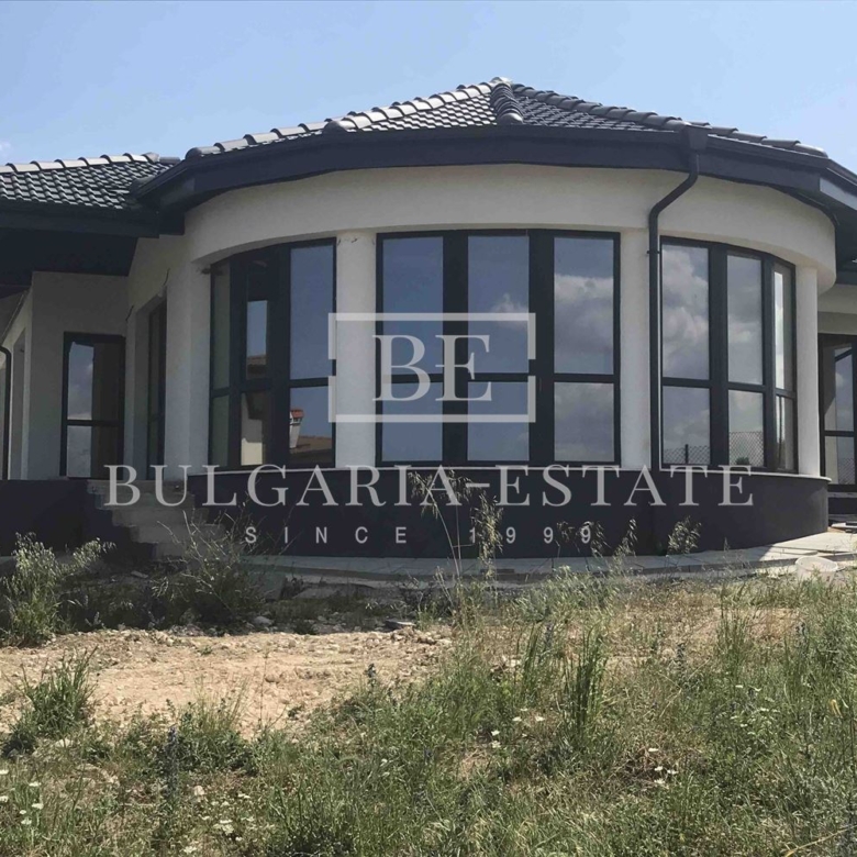 Луксозна новопостроена къща - 0