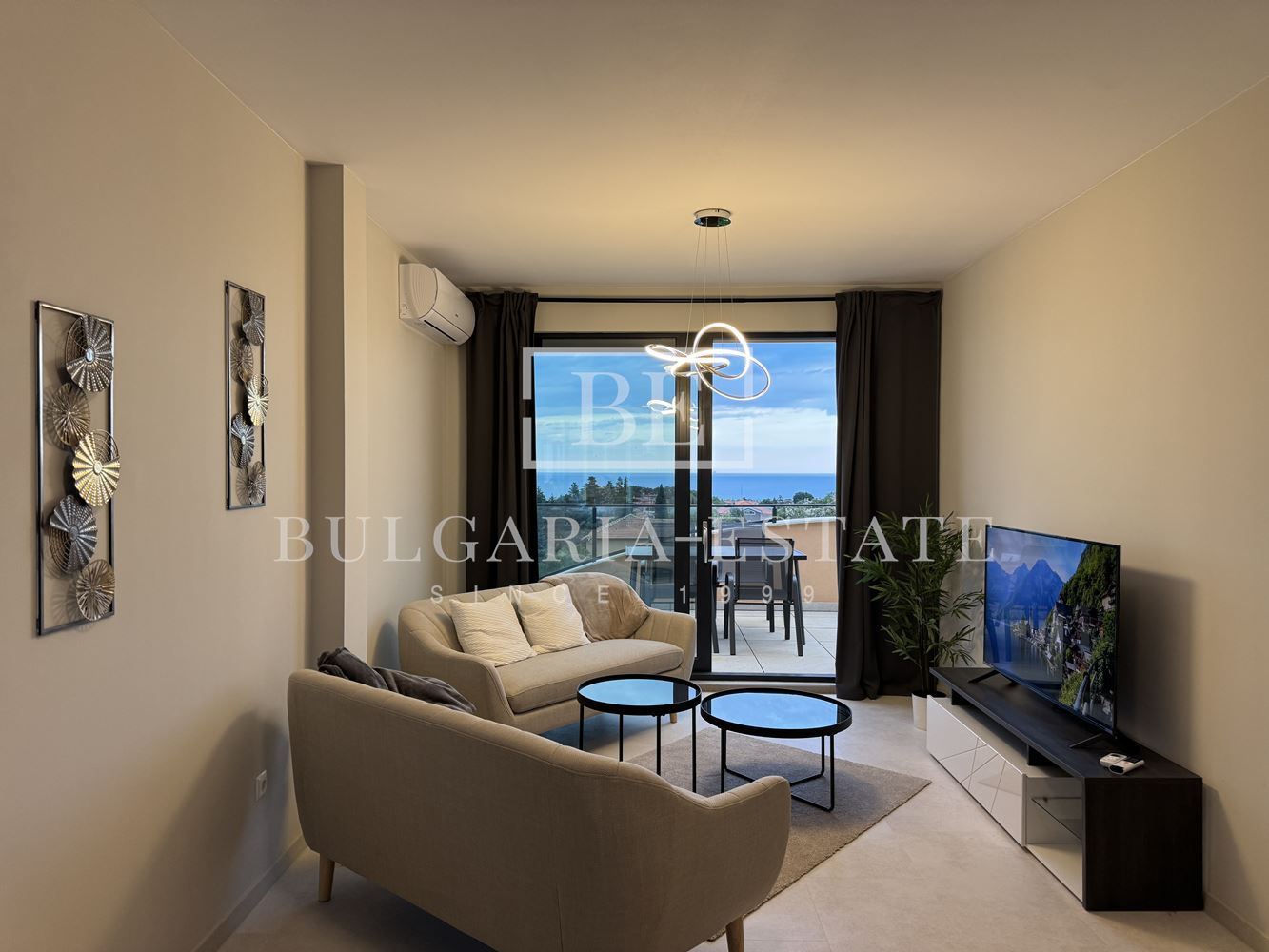 Роскошные апартаменты с 2 спальнями и видом на море, парковочное место, St. Св. Константин и Елена-0 Роскошные апартаменты с 2 спальнями и видом на море, парковочное место, St. Св. Константин и Елена - 0