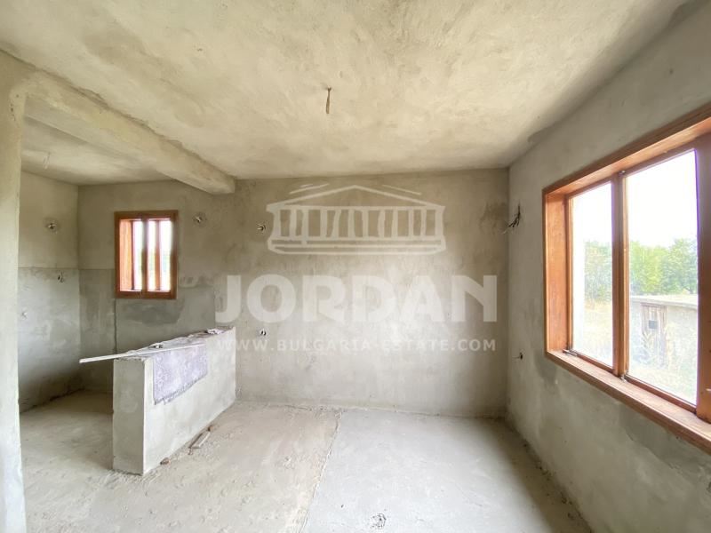 Продажба самостоятелна НОВА Къща гр. Тервел - с. Честименско, 96м2 РЗП, 1280m² двор, БДС - 0