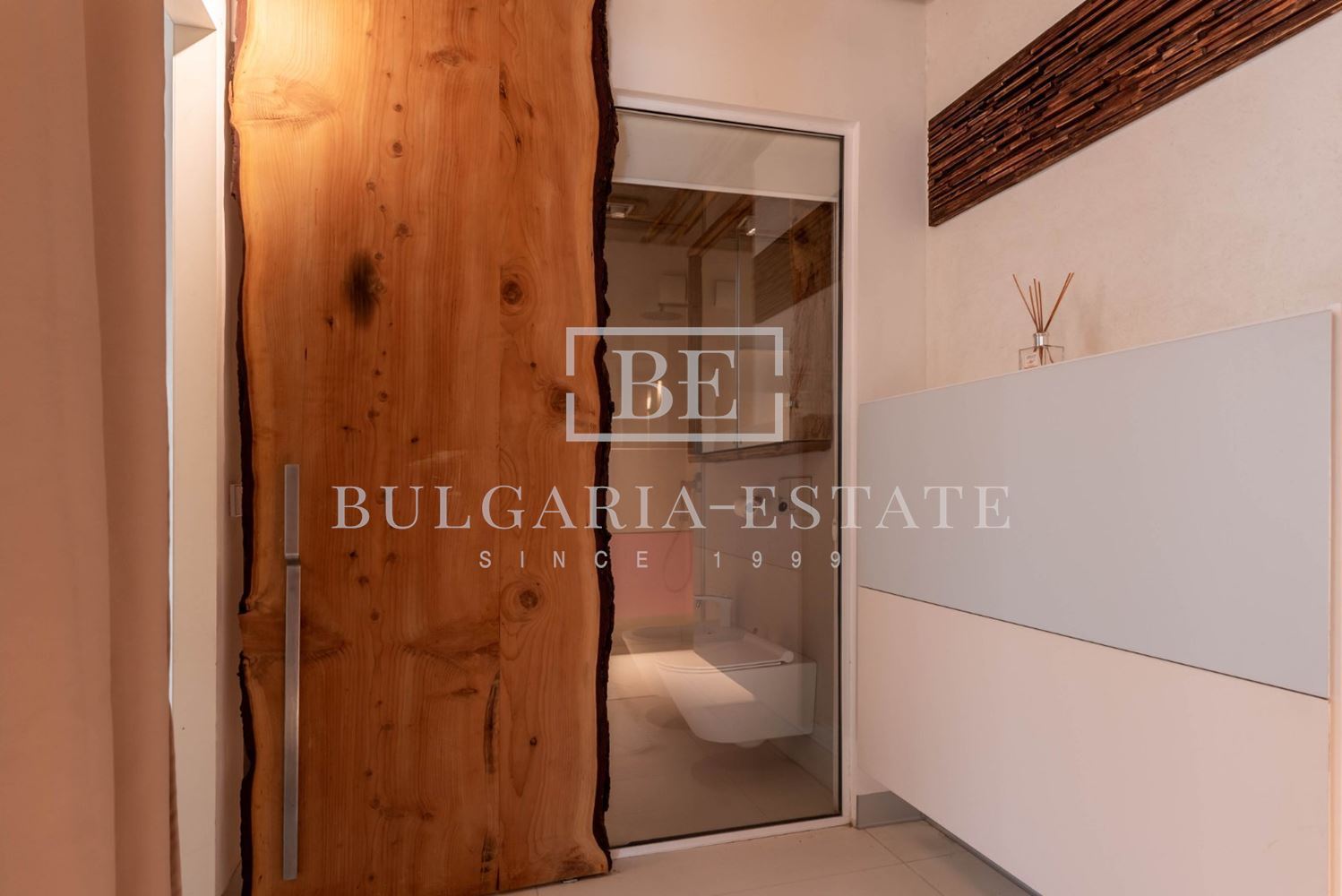 Квартира WISDOM - удивительный дизайн, 1 спальня, гр. Варна, ул. Никола - 0