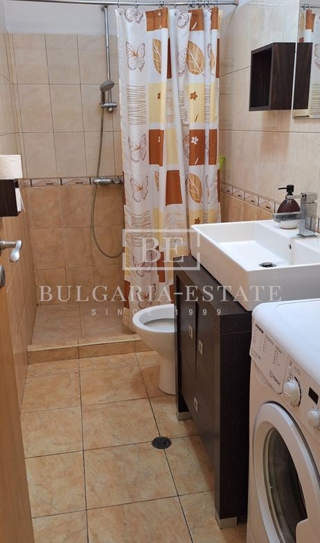 Exklusive Einzimmerwohnung zur Miete in der Nähe von Grand Mall und Winterkino Trakia - 0