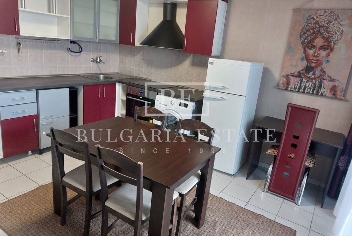 Панорамен тристаен апартамент под наем в кв. Чайка, гр. Варна – до Морската градина - 0