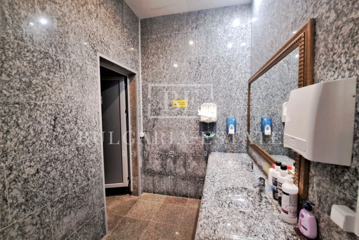 Office in residential building - 137sq.m, Kabacum - 0