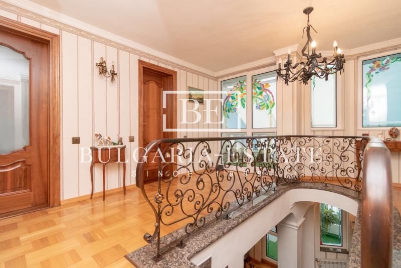 Двухуровневая квартира - 260 кв.м, Спортивный зал - 0