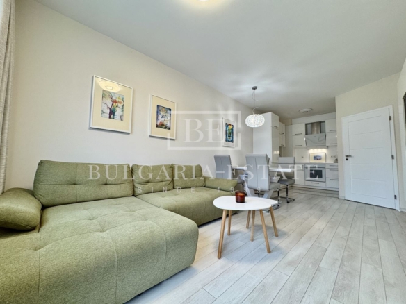 Двухкомнатная квартира в Бризе, КОРАЛ, парковочное место - 0