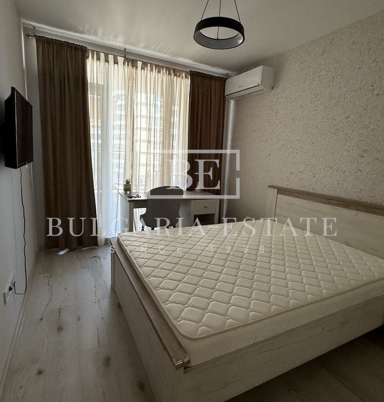 3-стаен апартамент, 4-ти етаж, луксозно обзавеждане, панорама – кв. Бриз - 0